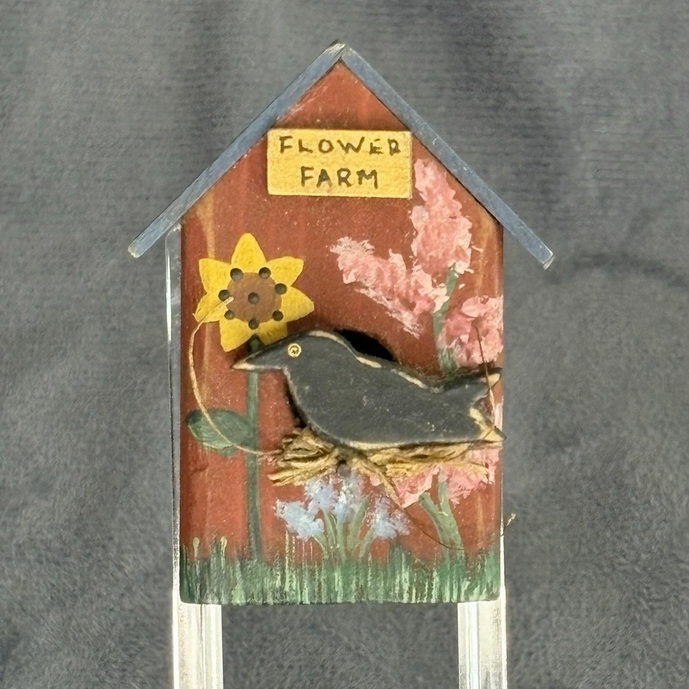 Vintage 1994 Ann Byers‎ Signed Folk Art Wooden Brooch Flower Farm Birdhouse Pin